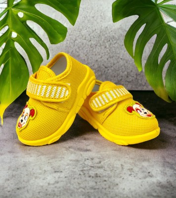 Coolz Boys & Girls Velcro Chu Chu Shoes(Yellow, 21-24 months)