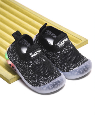 kats Boys & Girls Slip on Walking Shoes(Black, 12-15 MONTHS)