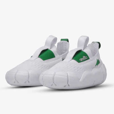 aretto Boys & Girls Slip on Sneakers(White, 3-4 Years)
