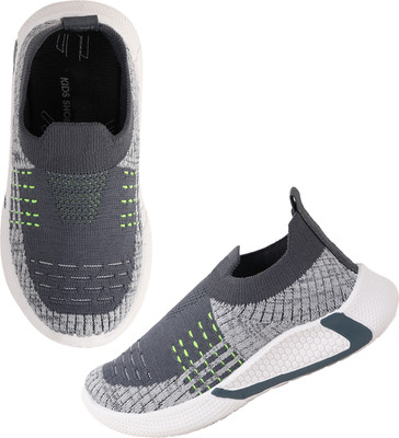 rotation Boys & Girls Slip on Walking Shoes(Grey, 2-2.5)