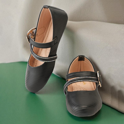 Freeplay Girls Velcro Ballerinas(Black, 5-5.5 Years)