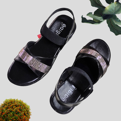 saigi Girls Slip on Ballerinas(Black, 8-8.5 years)