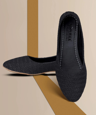 Moonwalk Girls Slip on Ballerinas(Black, 13-14 Years)