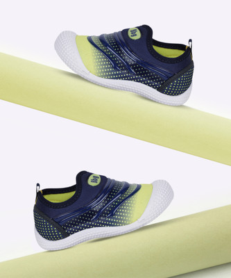Bubblegummers Boys Slip on Sneakers(Blue, 16)