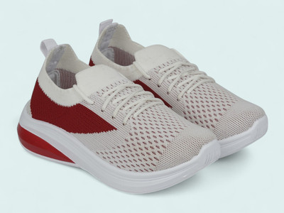 Free Kicks Boys Lace Running Shoes(White, 4.5-5.5)