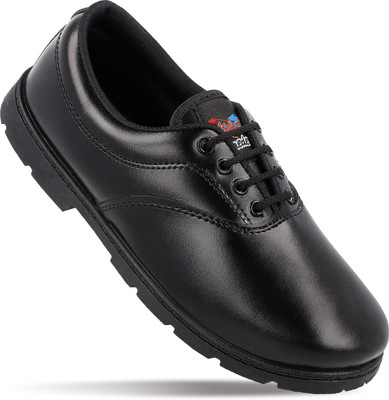 WALKAROO Boys Lace School Shoes(Black, 7-8)