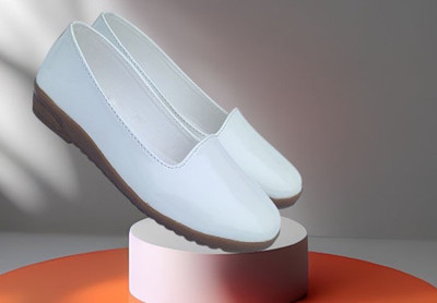 NEWLATESTGOODLOOKING & PERFECTFEELING WITH DEVICE Girls Slip on Loafers(White, 7-8 yer)