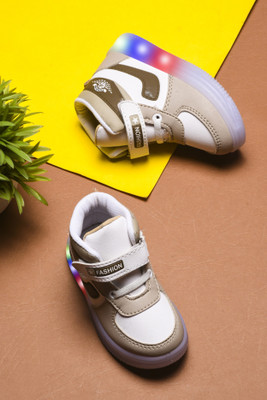 KINGSANDQUEENS Boys & Girls Velcro Sneakers(Beige, 5-6 Years)