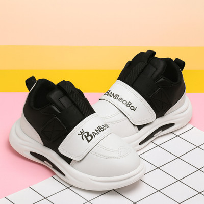 World Wear Footwear Boys Velcro Sneakers(Black, 3.5-4 YEARS)