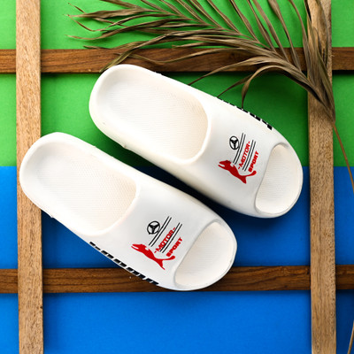 DUMPPY Boys Slip On Slipper Flip Flop(White , 16-18 year)