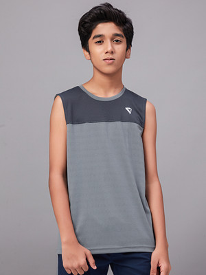 TECHNOSPORT Boys Colorblock Polyester Slim T Shirt(Grey, Pack of 1)