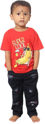 Kidzz Boys Solid Cotton Blend Regular T Shirt(Red, Pack of 1)