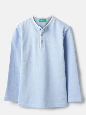 United Colors of Benetton Boys Self Design Pure Cotton Regular T Shirt(Light Blue, Pack of 1)