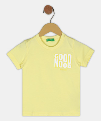 United Colors of Benetton Boys Printed Cotton Blend Regular T Shirt(Yellow, Pack of 1)