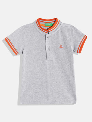 United Colors of Benetton Baby Boys Self Design Pure Cotton Regular T Shirt(Grey, Pack of 1)