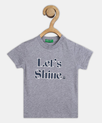 United Colors of Benetton Baby Boys Printed Cotton Blend Regular T Shirt(Grey, Pack of 1)