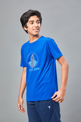 TECHNOSPORT Boys Printed Polyester Slim T Shirt(Blue, Pack of 1)