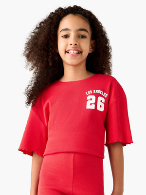 JUNIORS by Babyshop Girls Printed Pure Cotton Regular T Shirt(Red, Pack of 1)