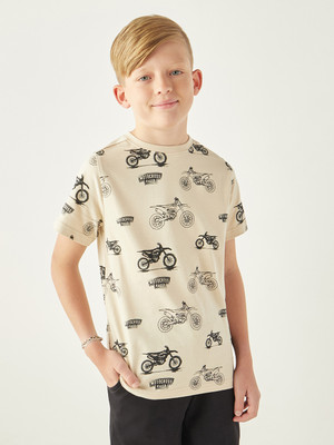 JUNIORS by Babyshop Boys Printed Pure Cotton Regular T Shirt(Beige, Pack of 1)