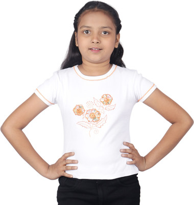 MinorMuffets Girls Printed Cotton Blend Regular T Shirt(White, Pack of 1)