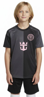 PRASEL Boys & Girls Printed Polyester Regular T Shirt(Green, Pack of 1)