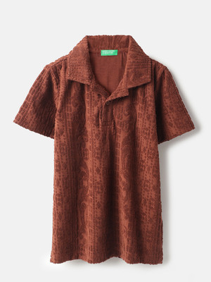 United Colors of Benetton Boys Printed Polycotton Regular T Shirt(Brown, Pack of 1)