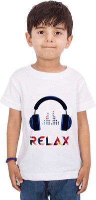 THEVENUS Boys Typography, Printed Cotton Blend Regular T Shirt(White, Pack of 1)