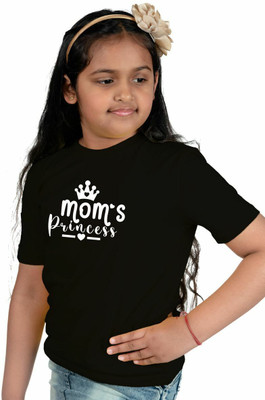 CHOMMBOOKA TRENDING Girls Typography Pure Cotton Regular T Shirt(Black, Pack of 1)