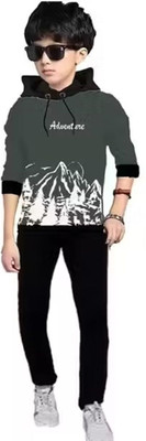 PRISUBH Boys & Girls Printed Cotton Blend Regular T Shirt(Green, Pack of 1)