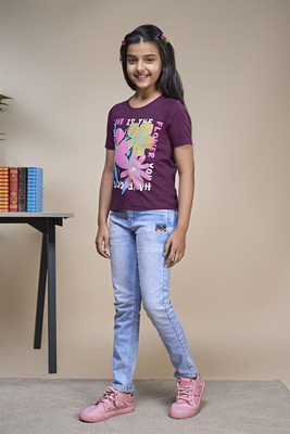 Zuniors-SSC Girls Printed Pure Cotton Regular T Shirt(Maroon, Pack of 1)