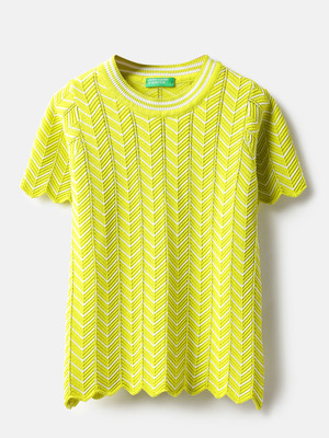 United Colors of Benetton Girls Casual Pure Cotton Top(Yellow, Pack of 1)