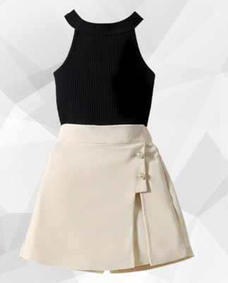 RIYANSHI Girls Cotton Blend Crop Top(Black, Pack of 1)