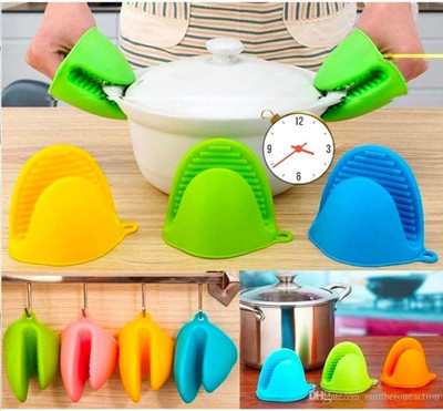 Beauty Kingdom Multicolor Silicon Kitchen Linen Set(Pack of 2)