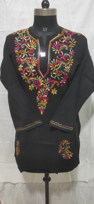 NACOLLECTION Women Chikan Embroidery Straight Kurta(Black)