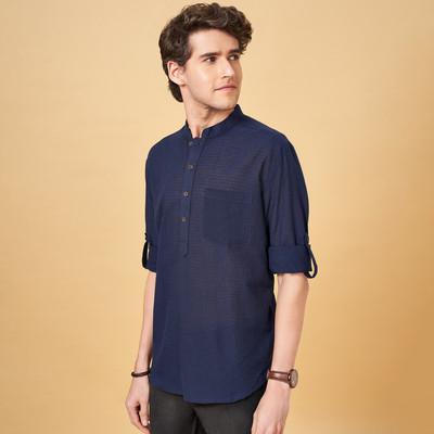Indus Route by Pantaloons Men Dyed/Ombre Straight Kurta(Dark Blue)