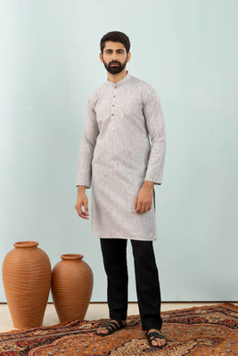 CHIRASVI Men Solid Straight Kurta(Grey)