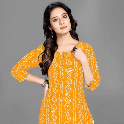 RUDRA ONLINE Women Solid A-line Kurta(Yellow)