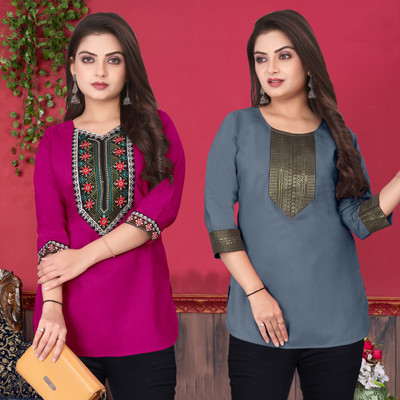 HELLY512 Women Embroidered A-line Kurta(Multicolor)