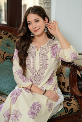 Shree Ramkrishna Fab Women Embroidered Straight Kurta(Purple)