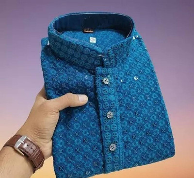 ADHIRAJAN Men Chikan Embroidery Straight Kurta(Blue)