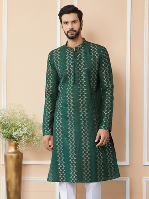 See Designs Men Embellished Straight Kurta(Green)