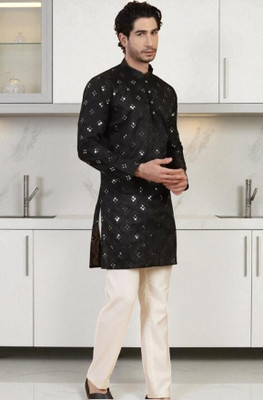 Biswas Fab Men Embroidered Straight Kurta(Black)