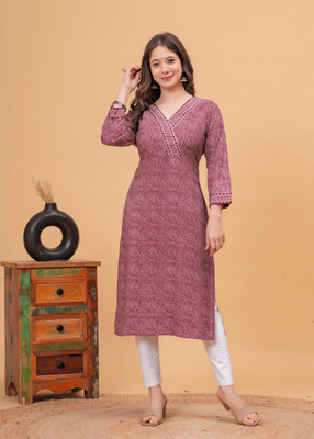 PURSHOTTAM WALA Women Floral Print Straight Kurta(Maroon)