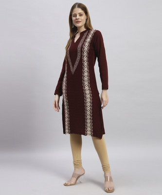 WILLEY Women Self Design Straight Kurta(Maroon)