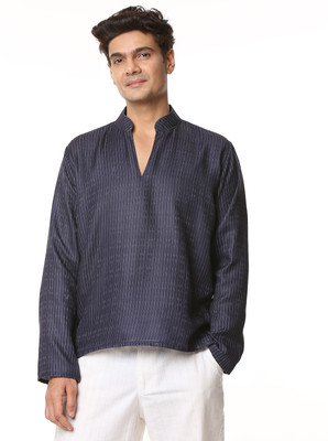 Studd Muffyn Men Embroidered Straight Kurta(Blue)