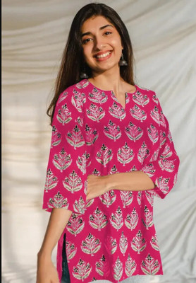 CHECHI Women Printed Straight Kurta(Pink)
