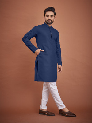Svatantra Men Solid Straight Kurta(Dark Blue)