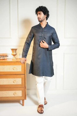 ANA Ethnixx Men Self Design Straight Kurta(Dark Blue)