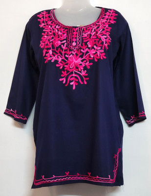 Bare Fangs Women Solid Straight Kurta(Blue, Pink)