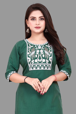HARISH TEXTILE Women Embroidered A-line Kurta(Green)